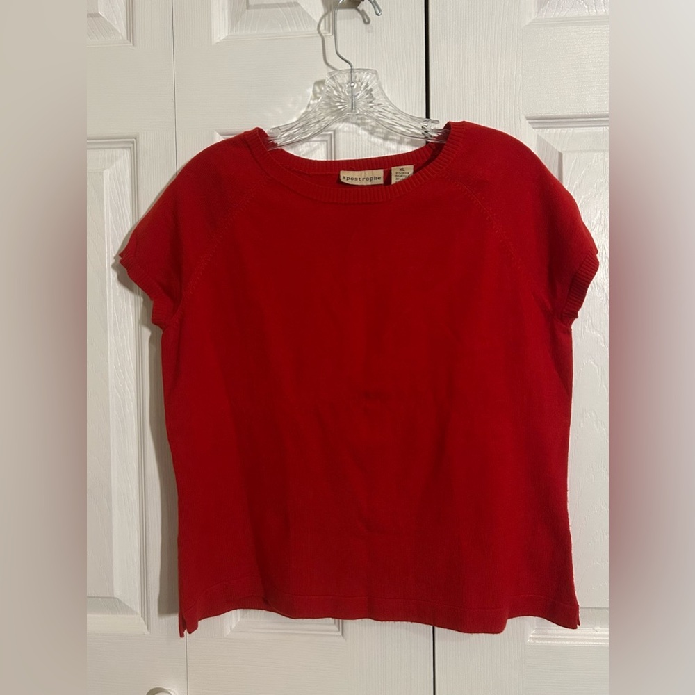 Apostrophe Red Short Sleeve Women's Top